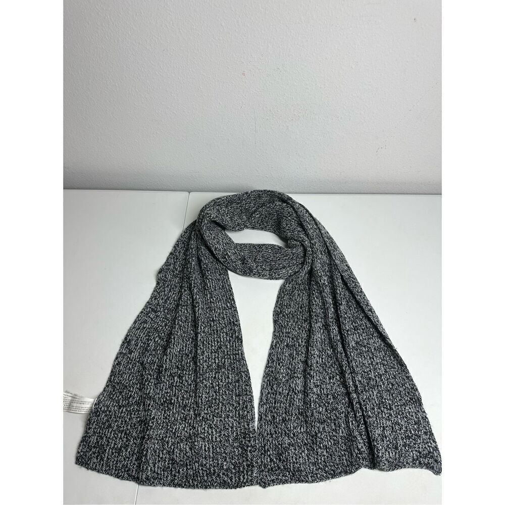 Forever 21 Knit Black White Scarf Shawl Size 93” X 19”